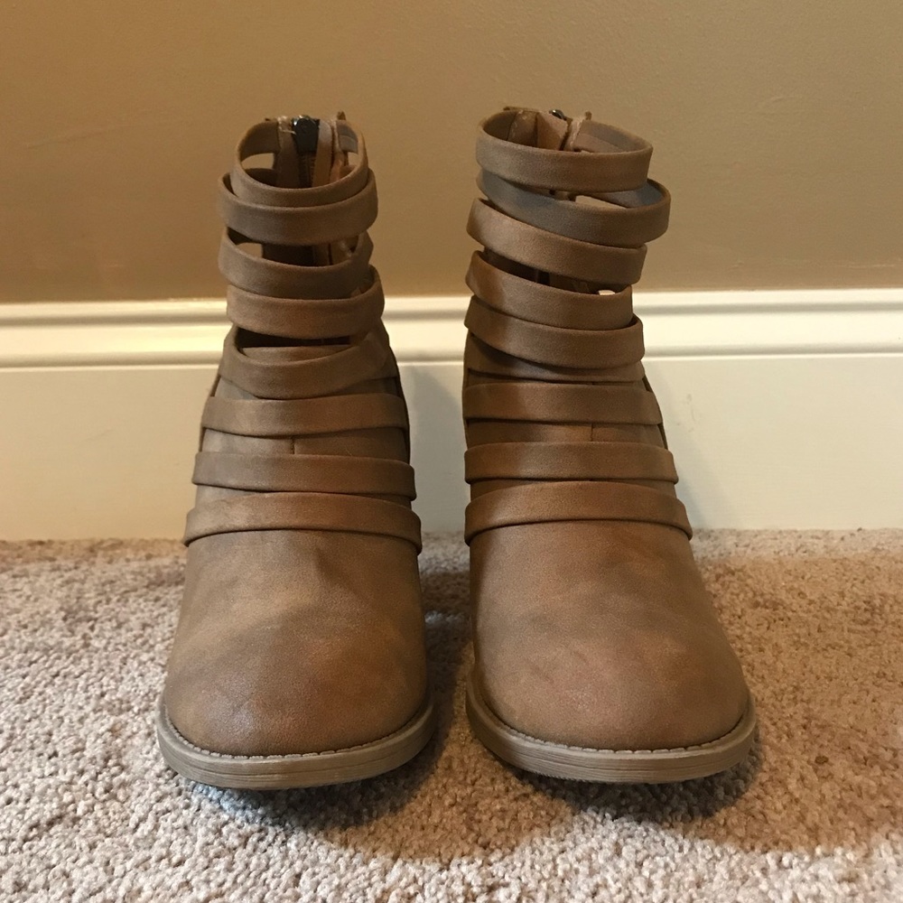 Booties - Picture 4 of 7